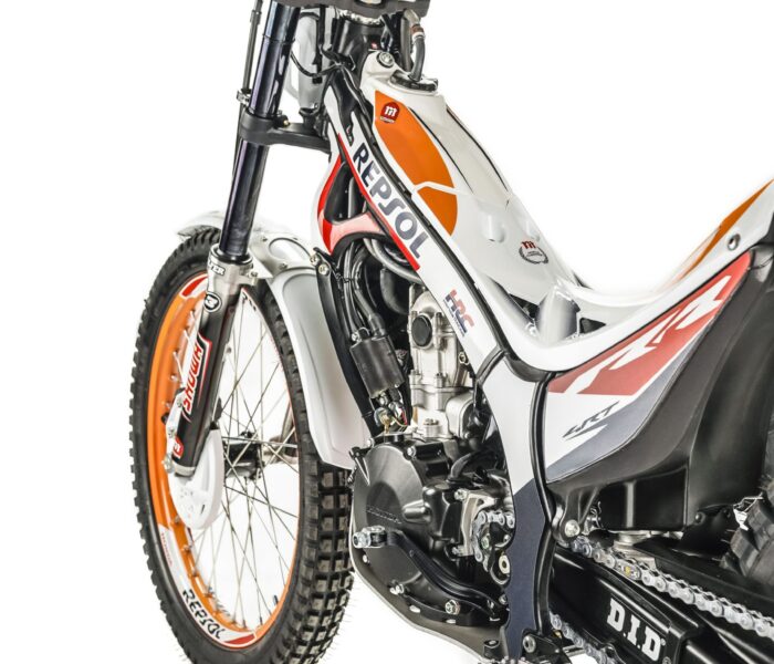 Montesa22_MY23_Repsol_race_4315_ps-1-scaled